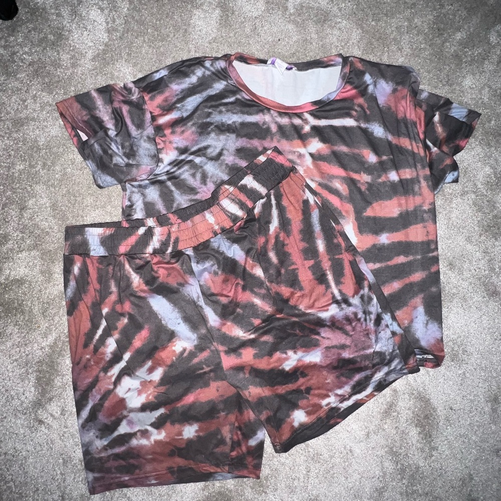 2x crop pajama set